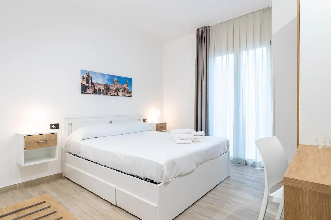 Solemar Sicilia - Multi Suite Palermo Apartment
