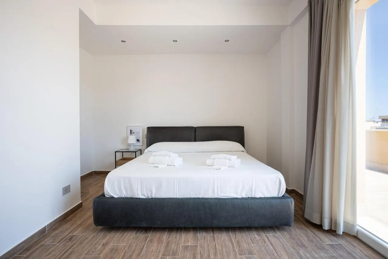 Solemar Sicilia - Multi Suite Palermo 0*,