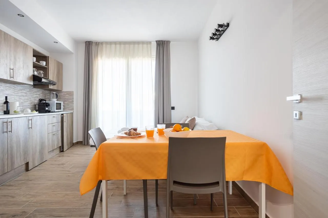 Solemar Sicilia - Multi Suite Palermo 0*,