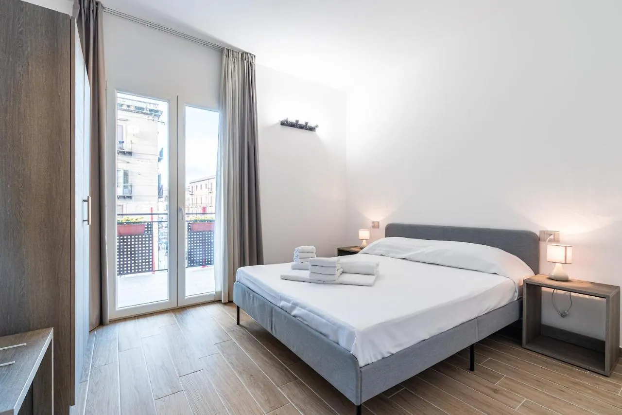 Solemar Sicilia - Multi Suite Palermo Apartamento